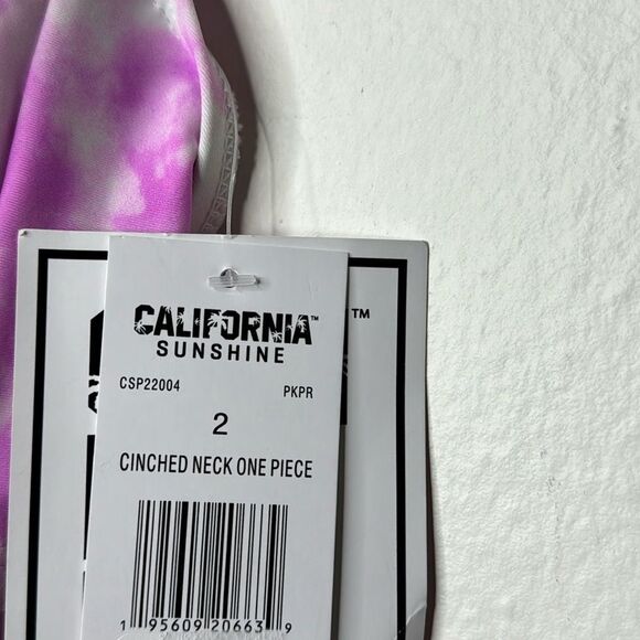 CALIFORNIA WAVES PLUS Plus Size Tie-Dyed One-Piece Keyhole Swimsuit Size - Picture 9 of 12